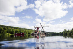 Flotte och kajak på Klarälven